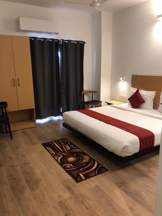 Hotel Aarkay Palace Badarpur Zewnętrze zdjęcie