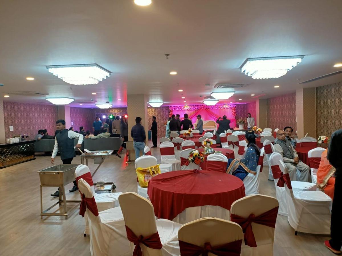 Hotel Aarkay Palace Badarpur Zewnętrze zdjęcie