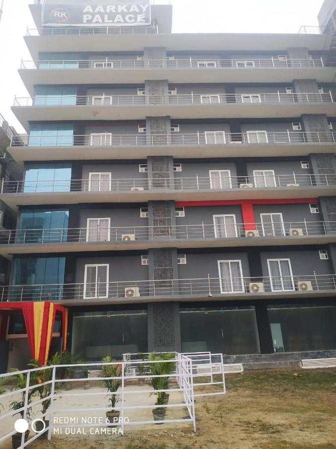 Hotel Aarkay Palace Badarpur Zewnętrze zdjęcie
